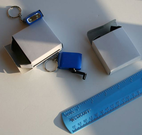 Mini-dynamo Flashlight Key Ring